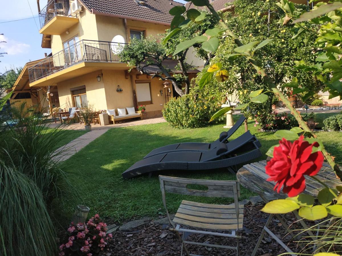 Rózsa Apartman Alsoors Exterior foto
