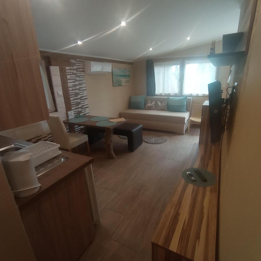 Rózsa Apartman Alsoors Exterior foto
