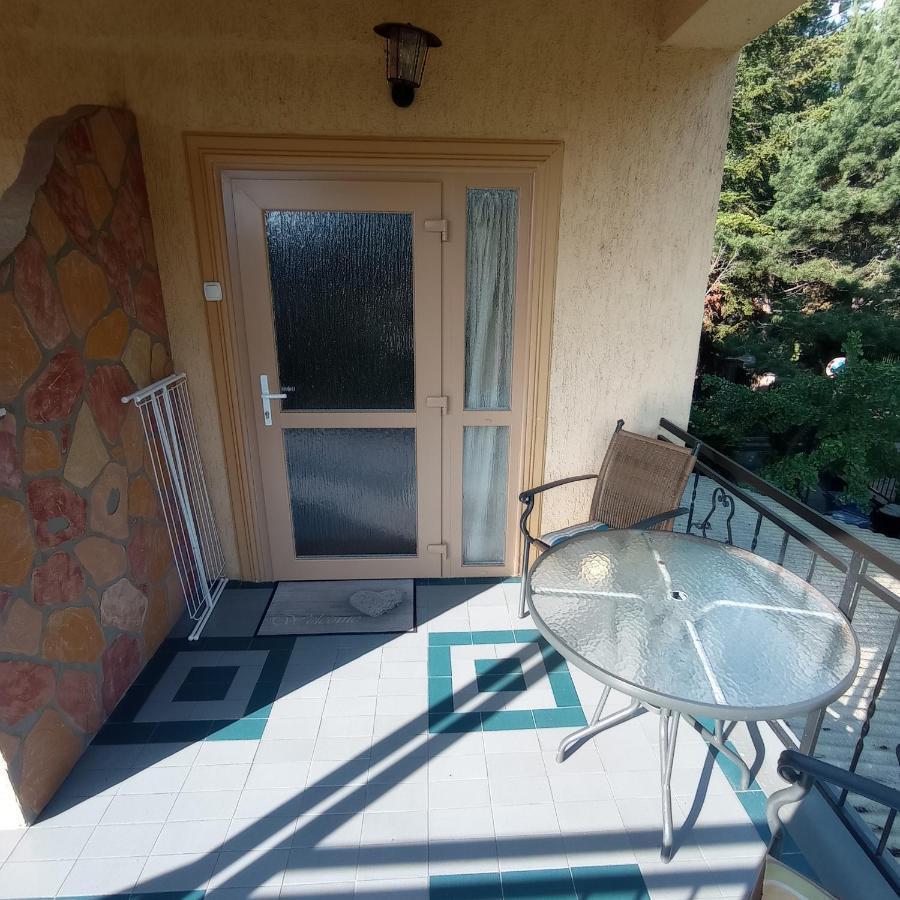 Rózsa Apartman Alsoors Exterior foto