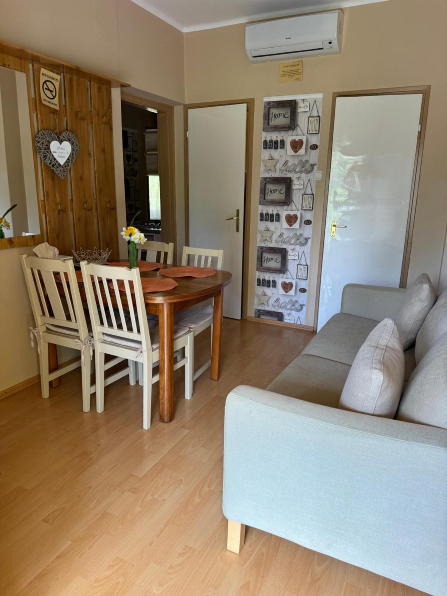 Rózsa Apartman Alsoors Exterior foto