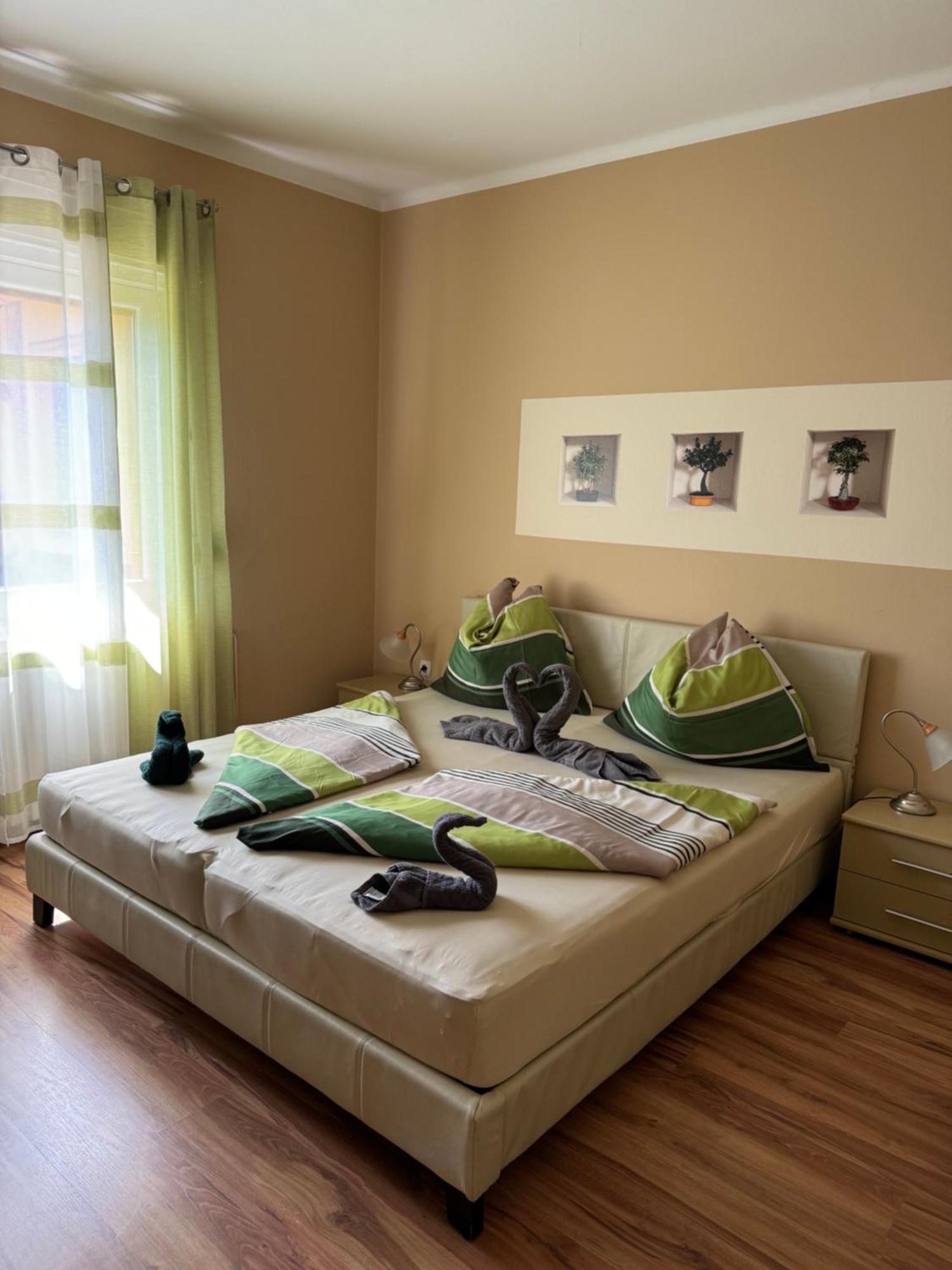 Rózsa Apartman Alsoors Exterior foto